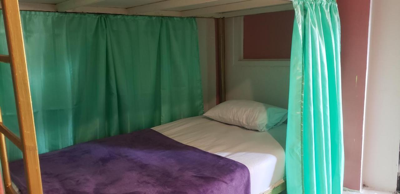 ピピ島 Lucky Dormホステル エクステリア 写真