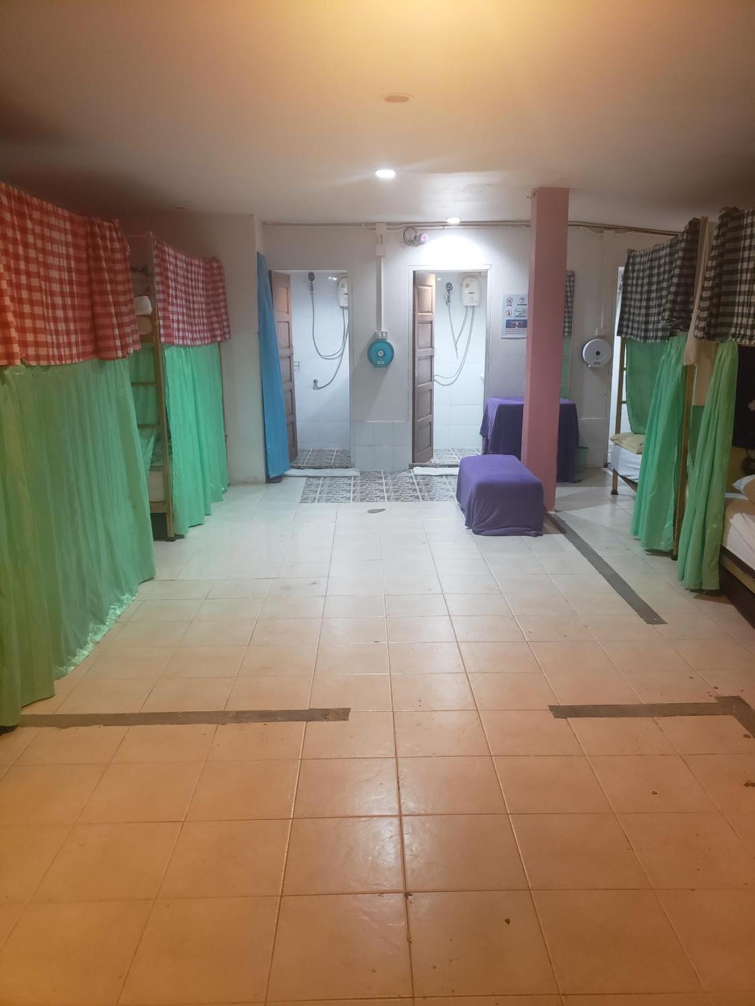 ピピ島 Lucky Dormホステル エクステリア 写真
